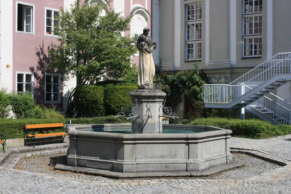 Brunnen
