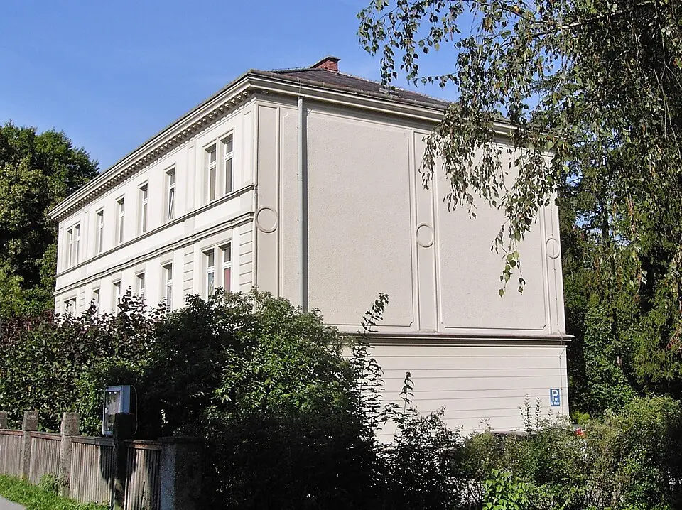 Unteroffizierswohngebäude der Trollmannkaserne