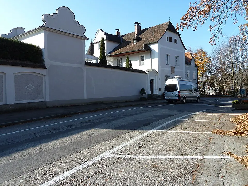Petzengütl mit Kapelle