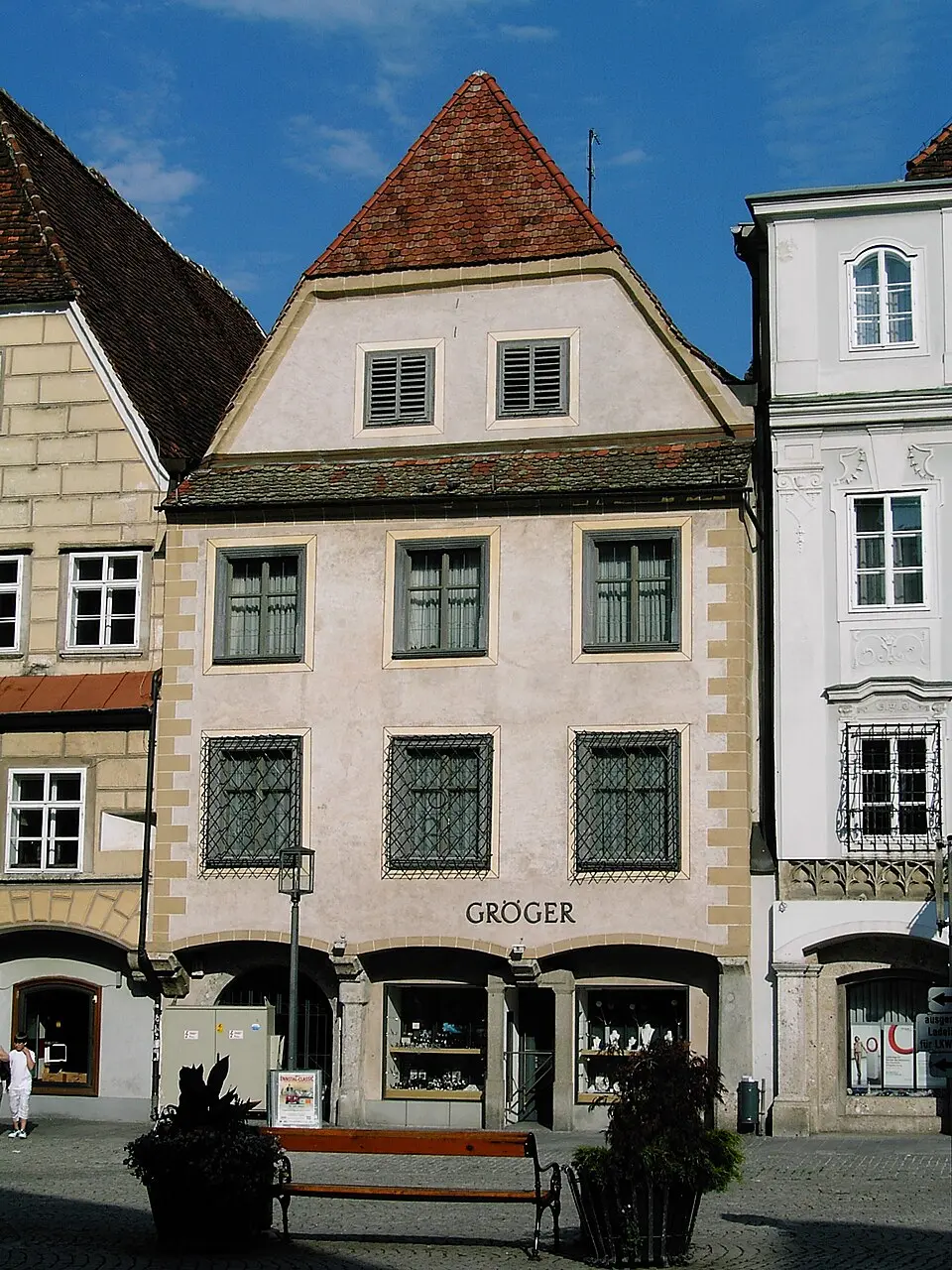 Haus mit Hoftrakt