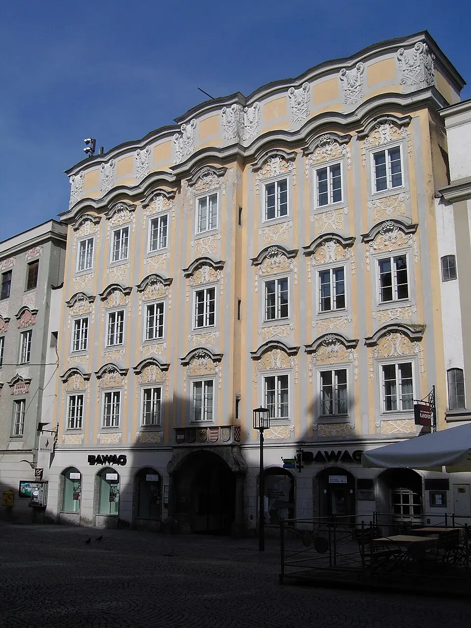 Bürgerhaus, Schönthan-Haus
