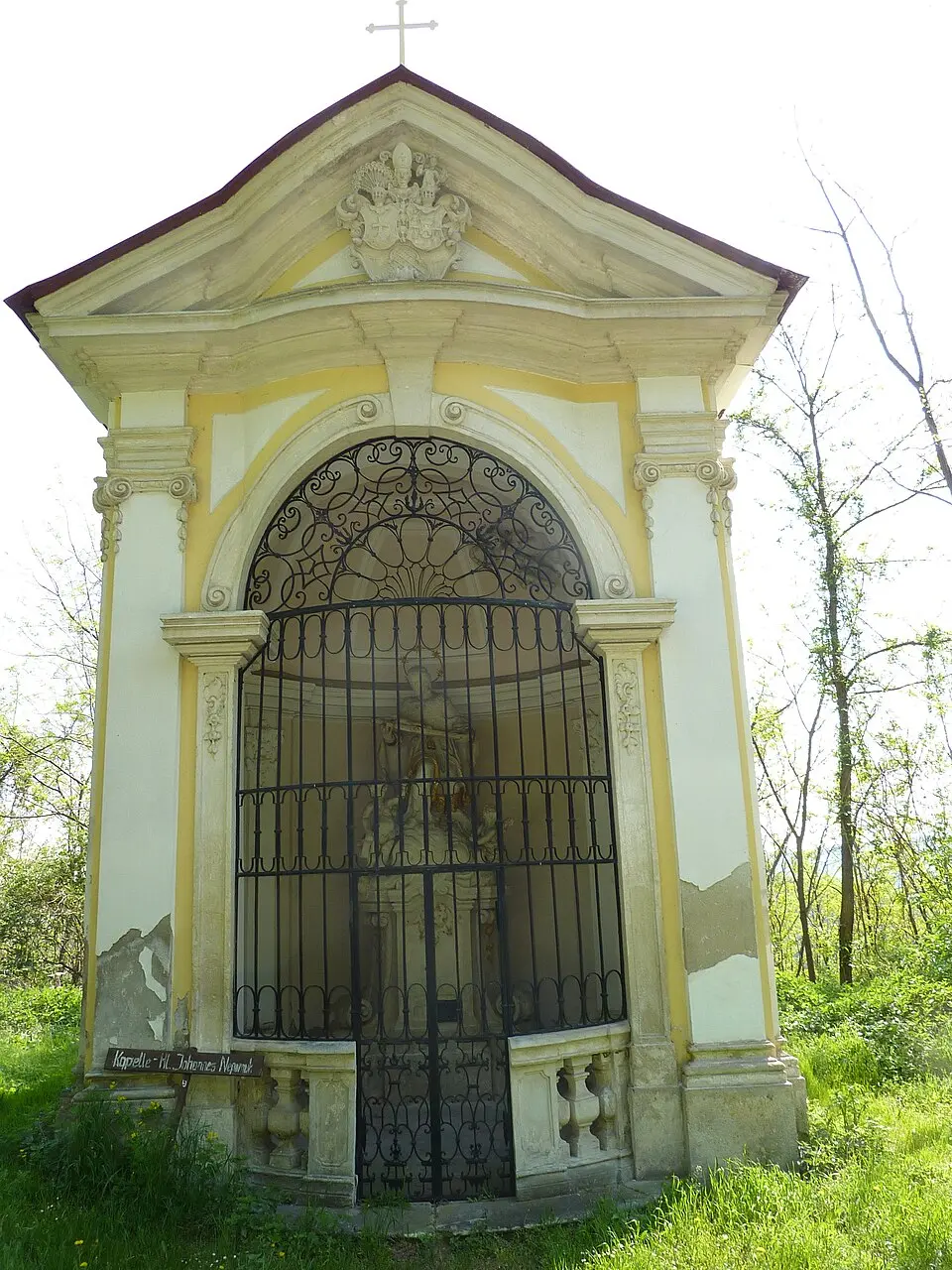 Bild: BSonne · CC BY-SA 3.0 Wegkapelle hl. Johannes Nepomuk Stift Göttweig
