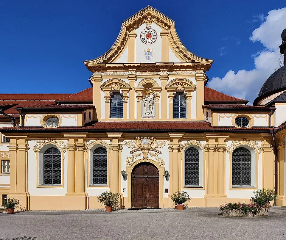Stiftskirche Mariae Himmelfahrt