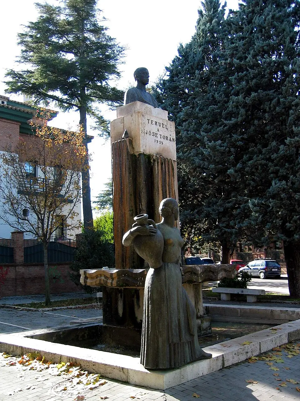Monumento a Torán
