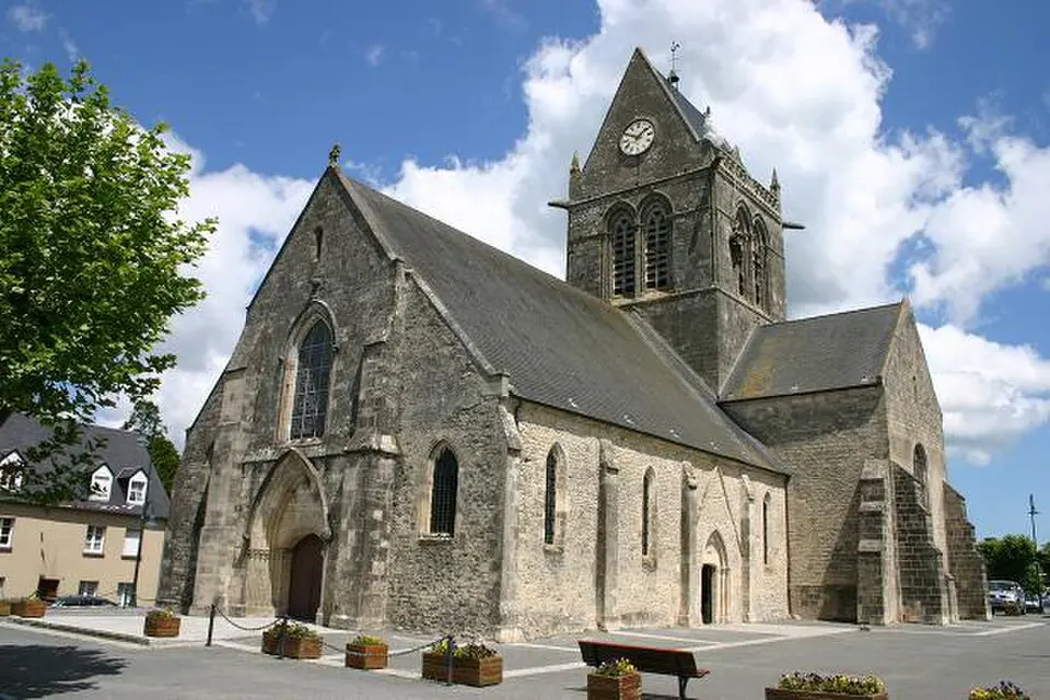 église Notre-Dame-de-l'Assomption de Sainte-Mère-Église