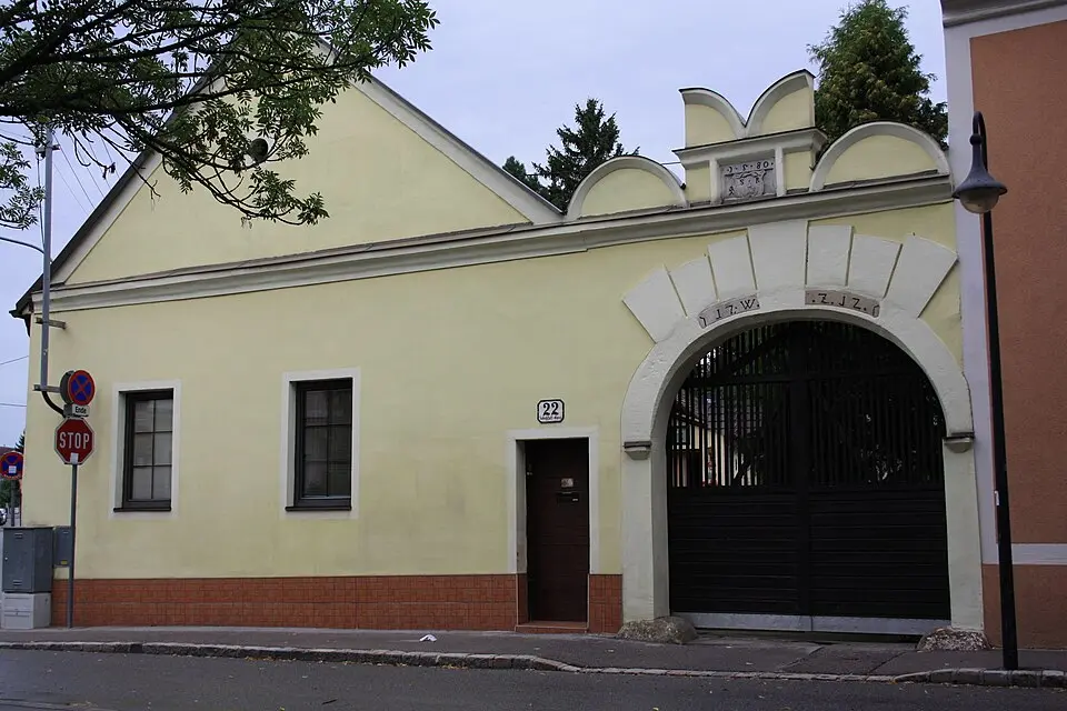 Wohnhaus, Sog. Schmidhaus, ehem. Poppingerhof