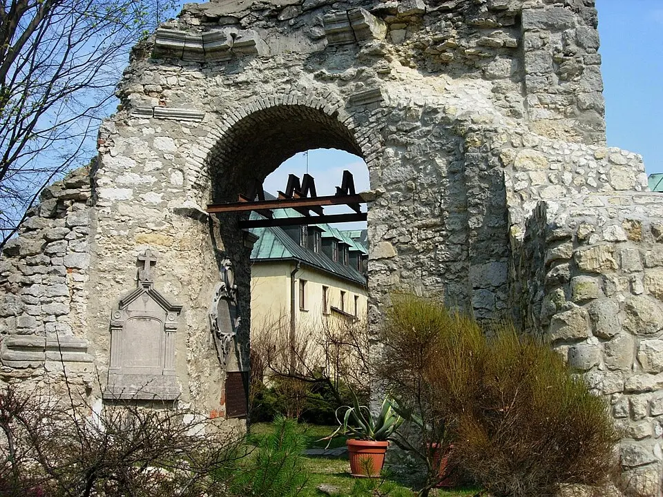 Klasztor sercanów w Stopnicy
