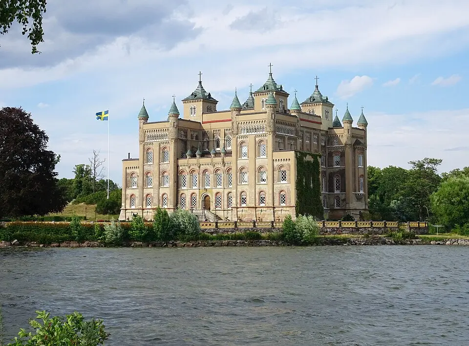 Stora Sundby slott