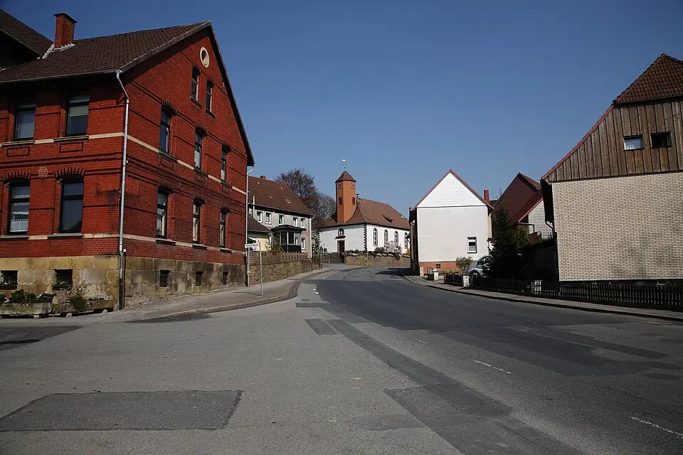 Image: Witold Grzesiek · CC BY-SA 3.0 Bundesstraße 64