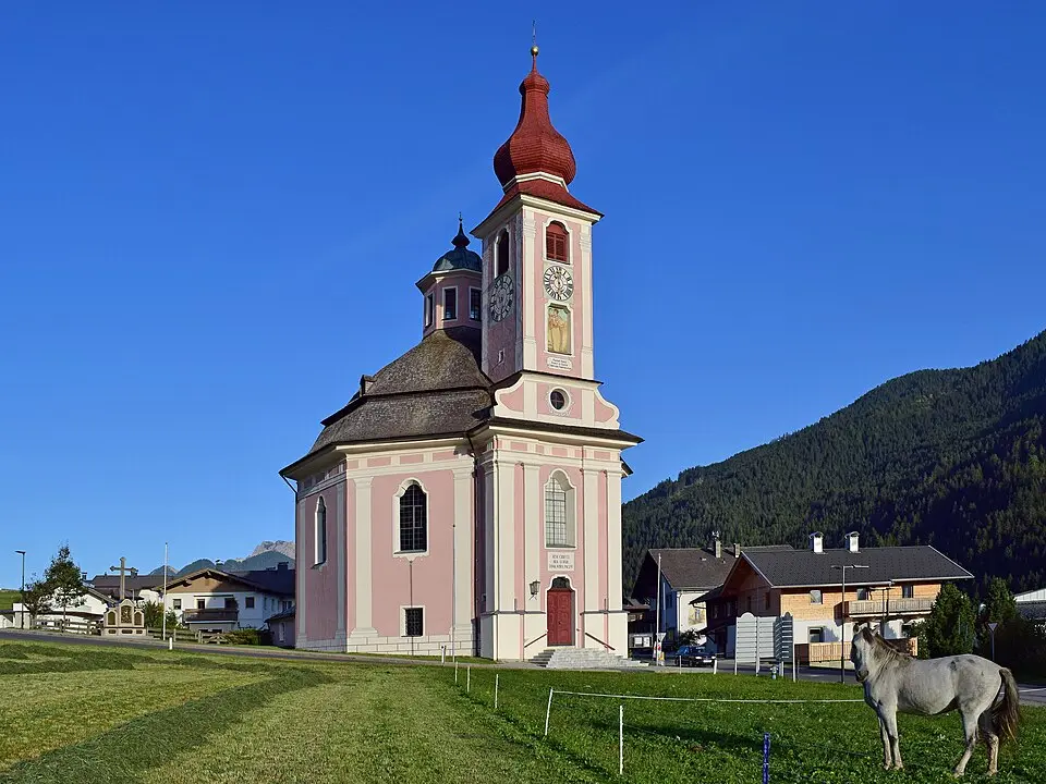 Dreifaltigkeitskirche (Strassen)