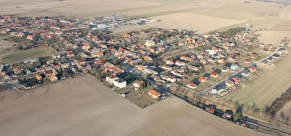 Stratov