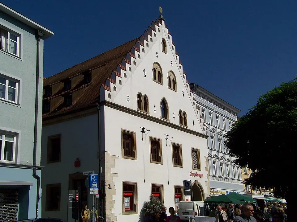 Slika: Elcom.stadler · CC BY-SA 3.0 Stadtsparkasse Straubing