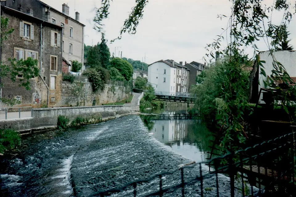 Crusnes