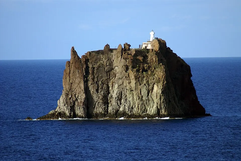Leuchtturm Strombolicchio