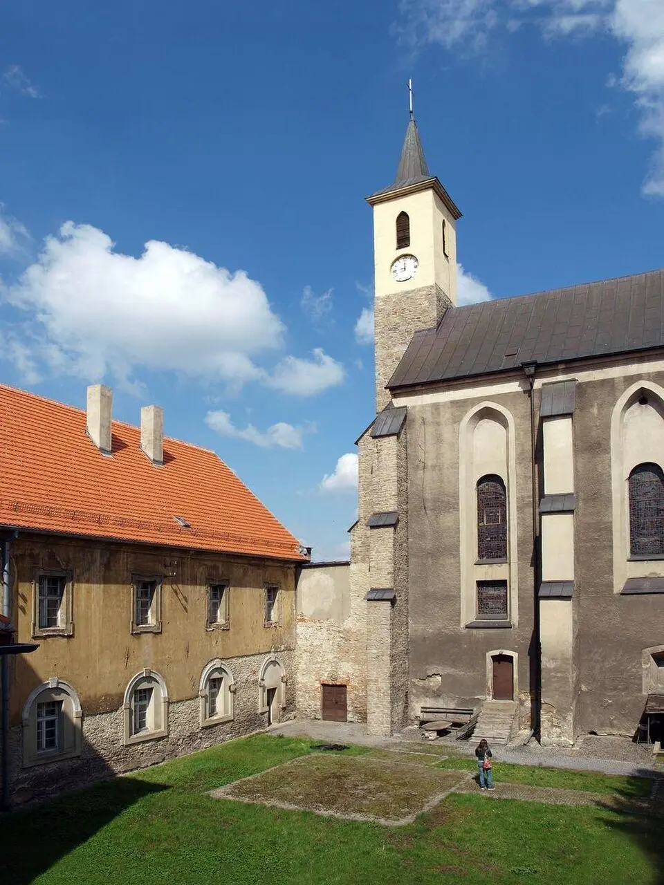 Kościół Podwyższenia Krzyża Świętego w Strzelinie
