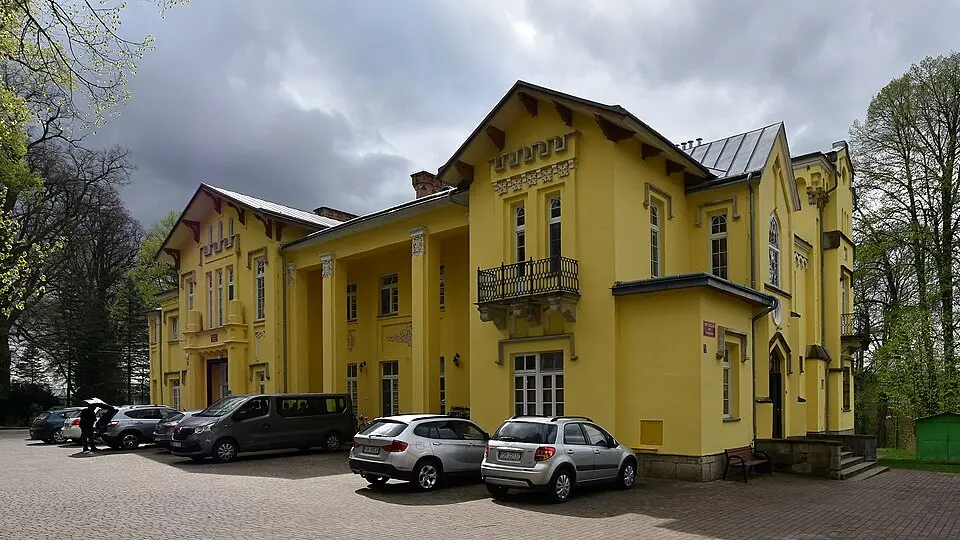 Pałac, Sobieskiego 7 w Strzyżowie
