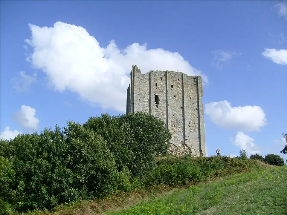 Tour-de-Broue