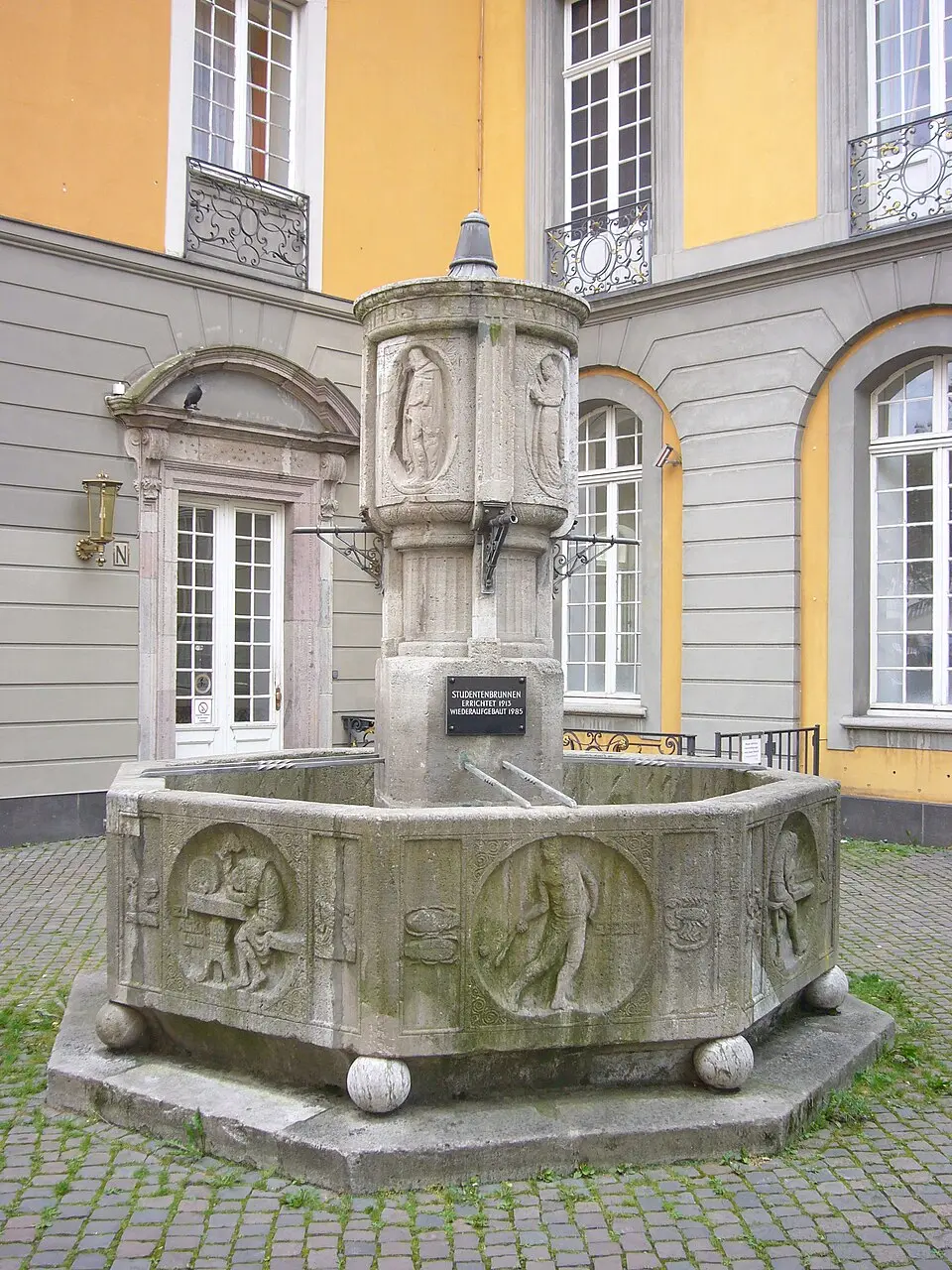 Studenten-Brunnen