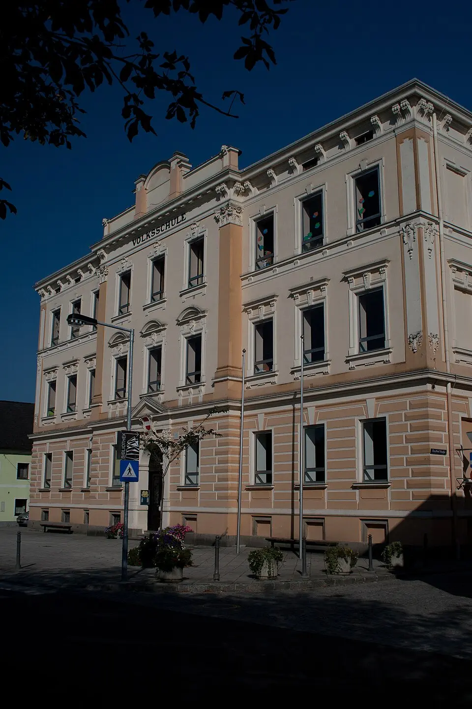 Volksschule