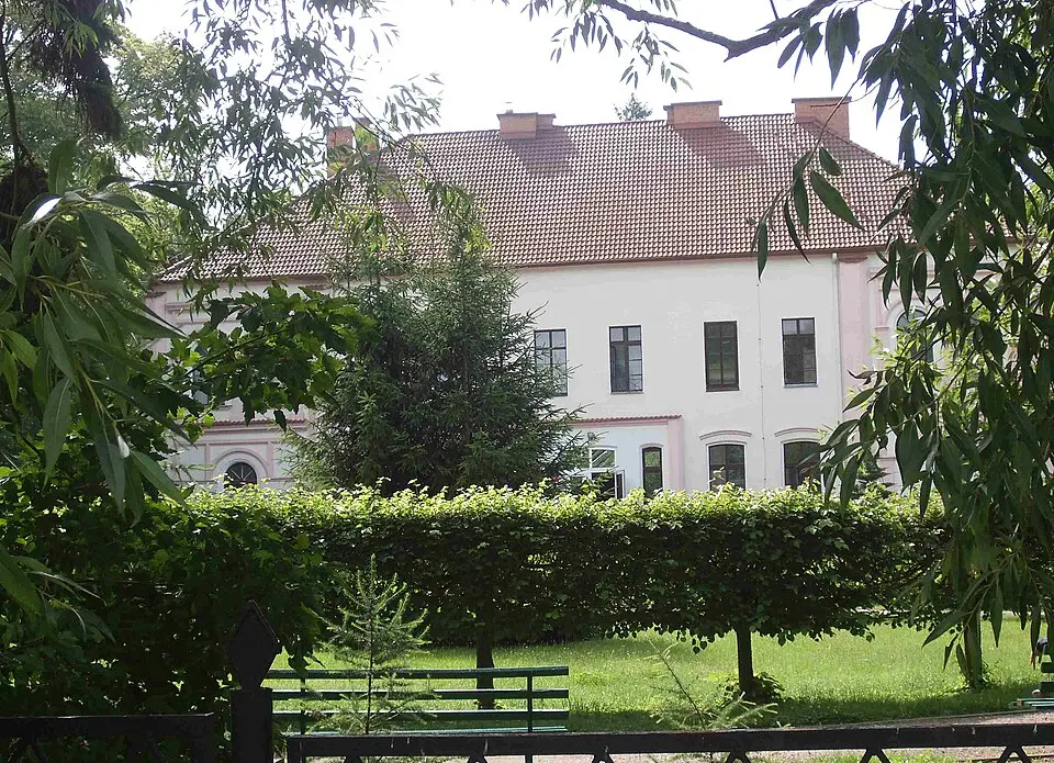 Zespół pałacowy w Suchorączku