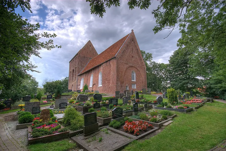 Suurhuser Kirche