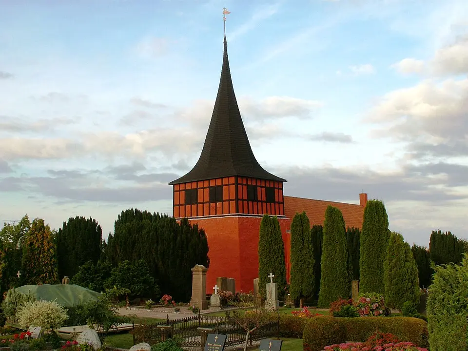 Svaneke Kirke