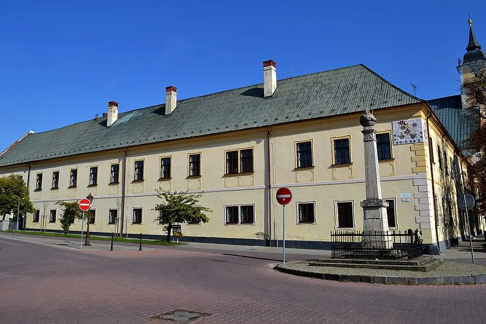 piaristický kláštor, kláštor piaristov