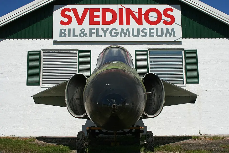 Svedinos Bil- och Flygmuseum