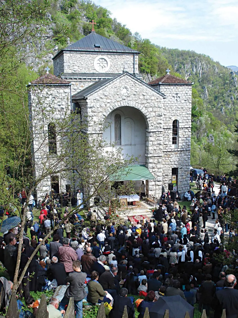 Crkva Uznesenja Marijina (Olovo)