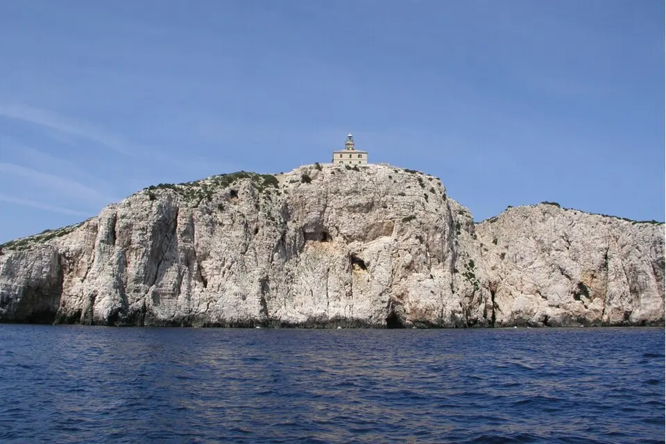 Svjetionik Otok Sušac