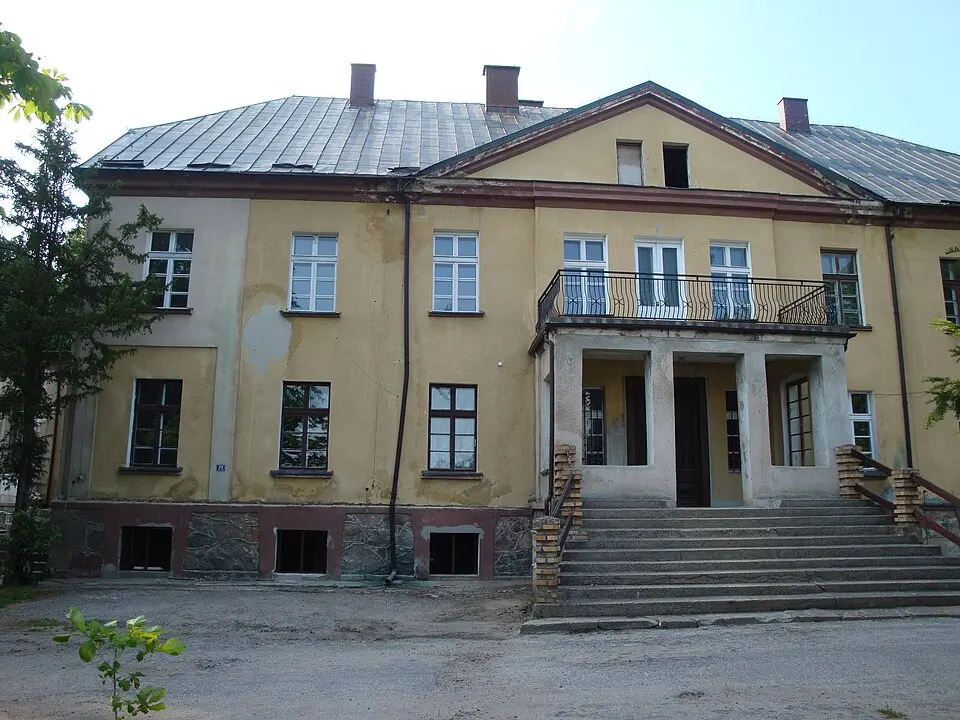 Pałac w Świecichowie