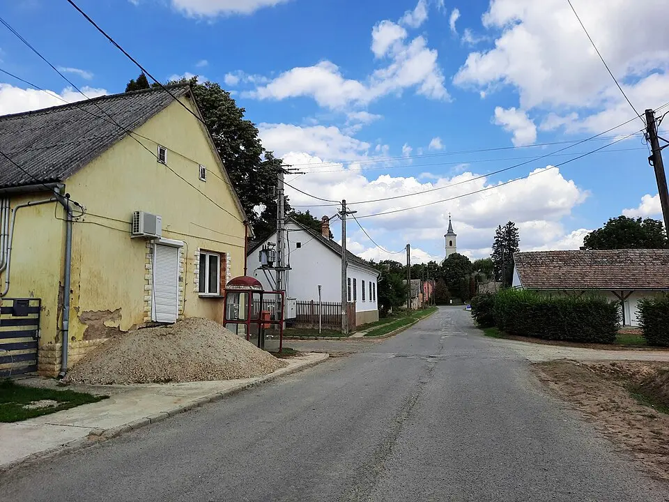 Image: Györkő Zsombor · CC BY-SA 4.0 Szárász
