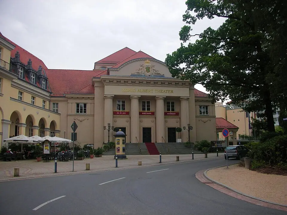 Obrázok: Straktur · Public domain König Albert Theater