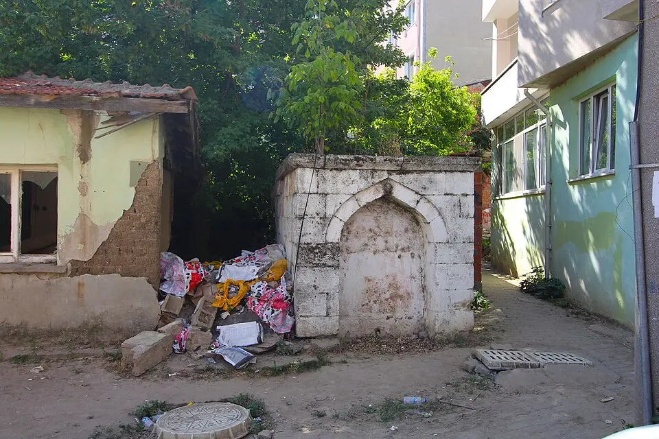 Tavanlı Çeşme (Abdurrahman)