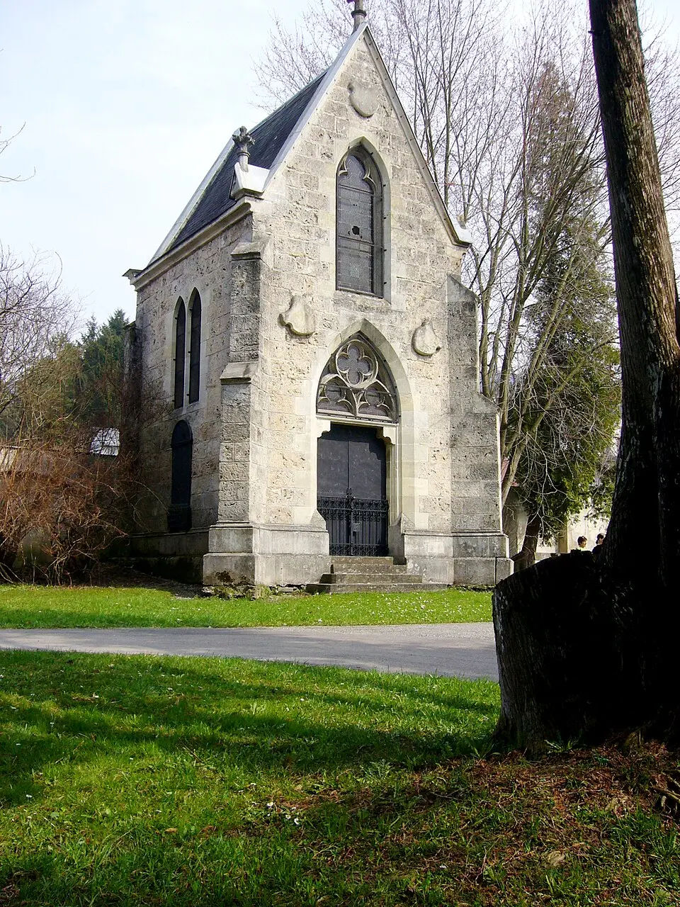 Ehem. Friedhof mit Töpper-Mausoleum