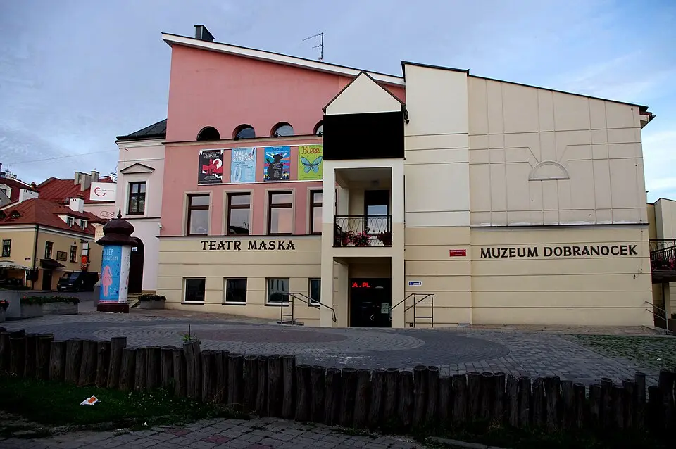 budynek przy ulicy Mickiewicza 13