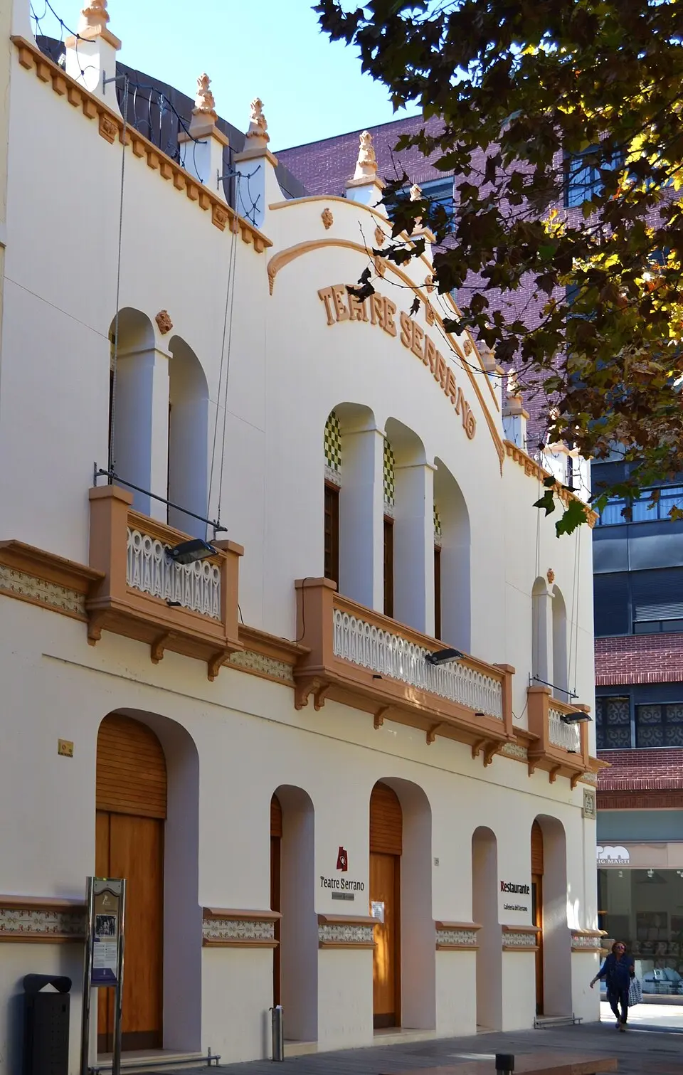 Teatro Serrano
