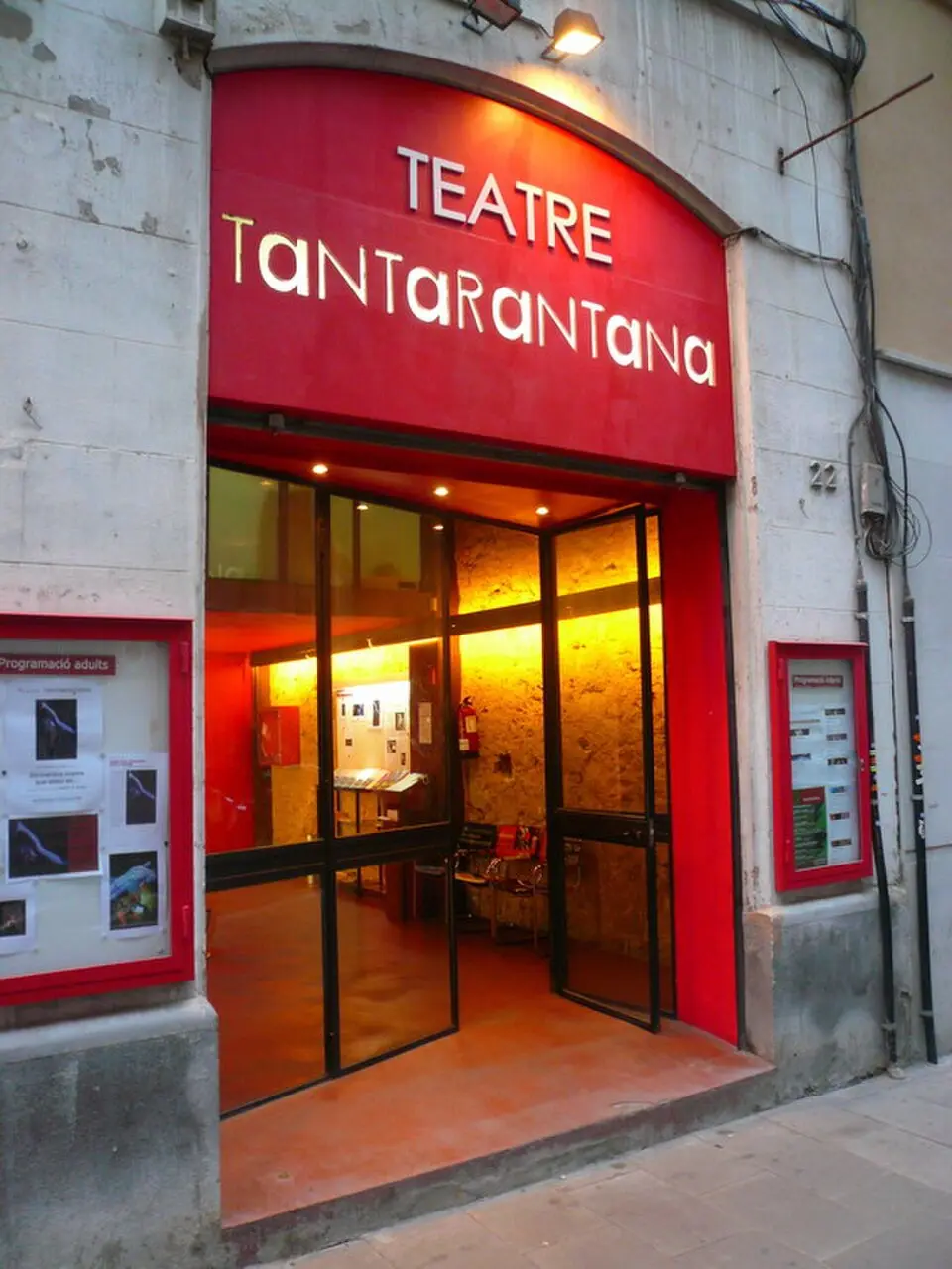 Teatre Tantarantana