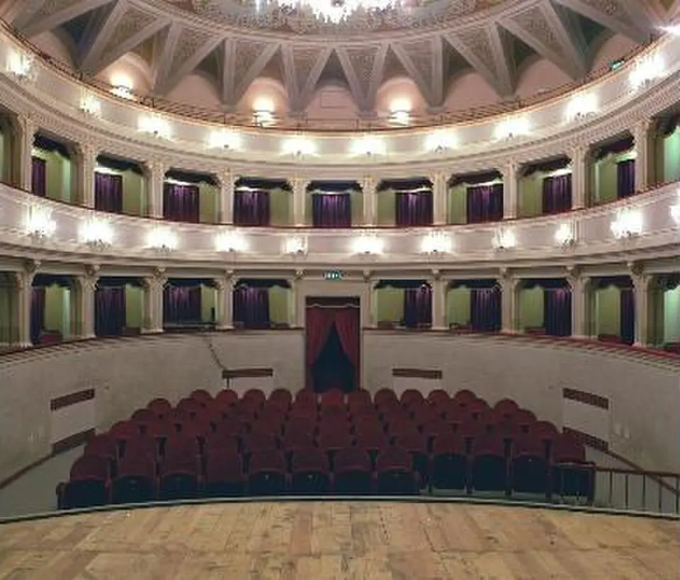 Teatro comunale Walter Chiari