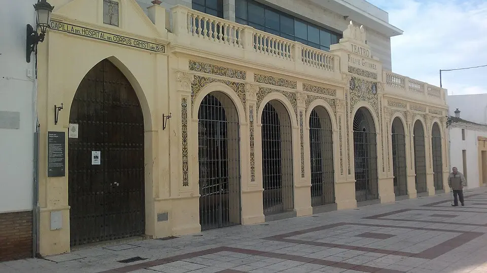 Teatro Felipe Godínez