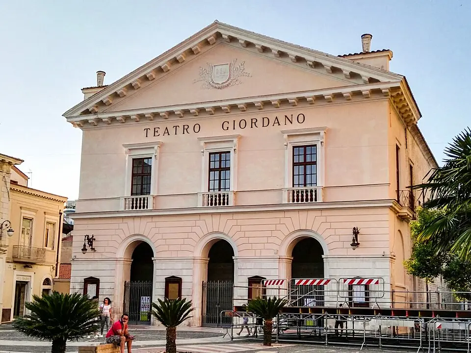 Teatro comunale Umberto Giordano
