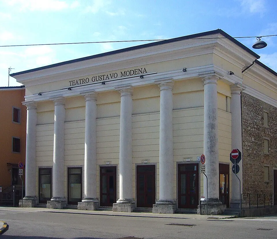 Teatro Gustavo Modena