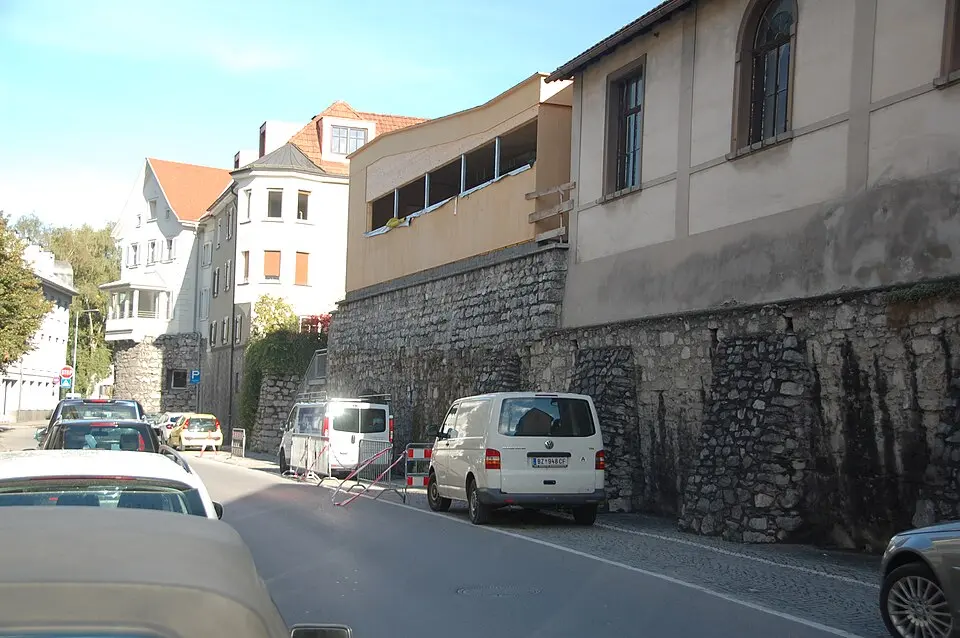 Teile der ehemaligen Stadtmauer