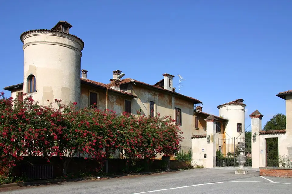 Cicogna-Mozzoni Castle
