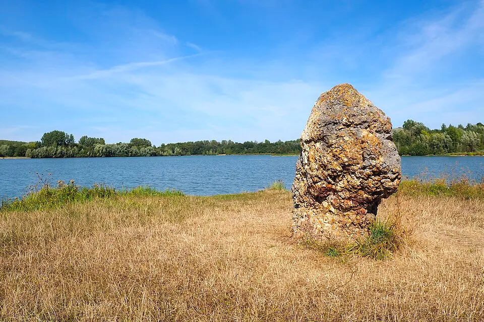 gisement préhistorique de la Pierre-aux-Fées