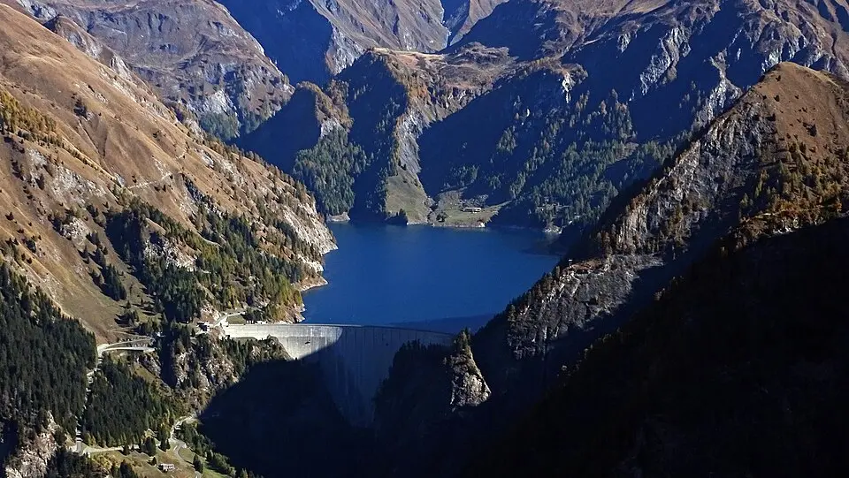 lac de Luzzone