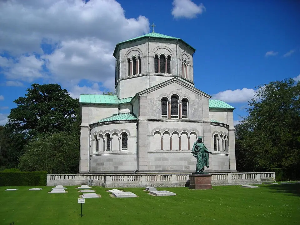 Royal Mausoleum, Frogmore