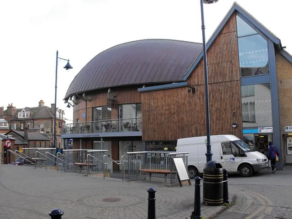 Horsebridge Centre