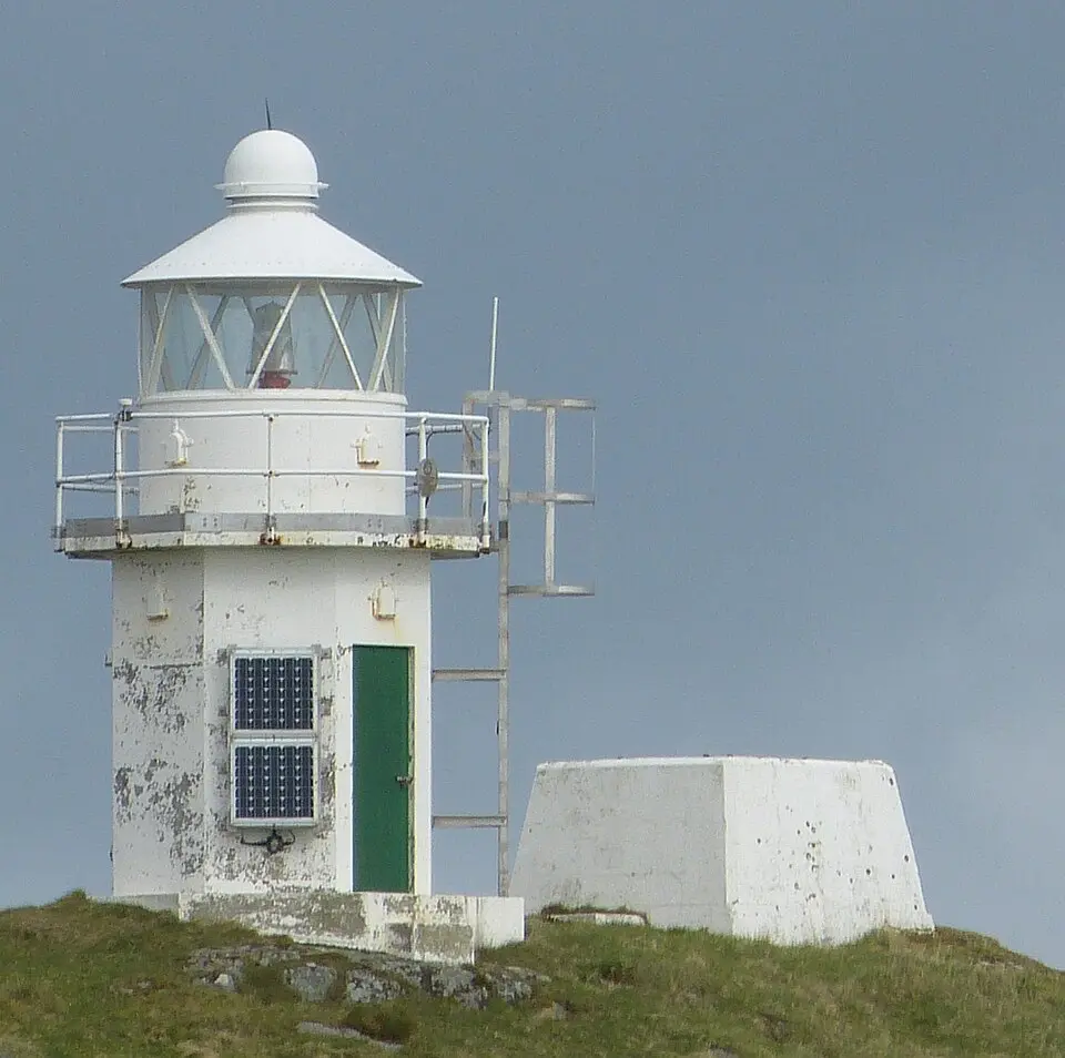 Slika: Rob Farrow · CC BY-SA 2.0 Eilean a' Chùirn Lighthouse