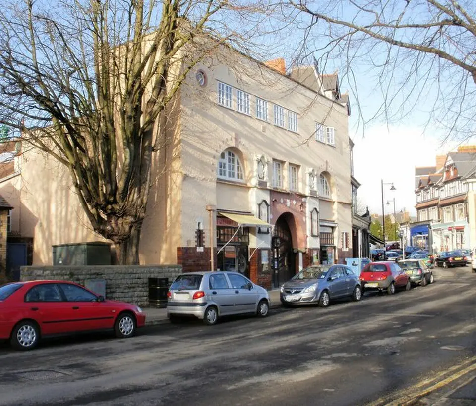 Paget Rooms,Victoria Road